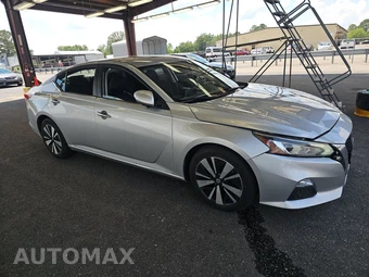 2022 Nissan Altima SV – miniatura 3