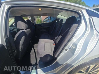 2022 Nissan Altima SV - miniatura 13