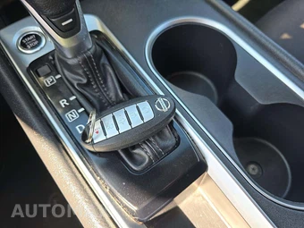2022 Nissan Altima SV - miniatura 8