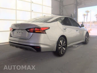 2022 Nissan Altima SV – miniatura 4