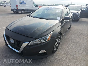 2022 Nissan Altima SV
