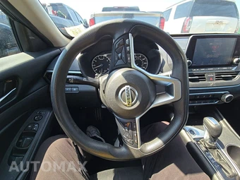 2022 Nissan Altima SV – miniatura 10