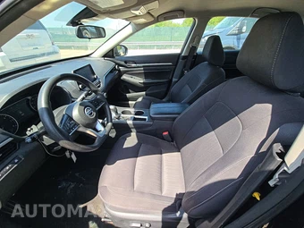 2022 Nissan Altima SV – miniatura 7