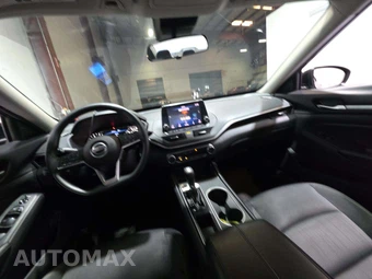 2022 Nissan Altima SV - miniatura 10