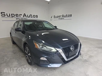 2022 Nissan Altima SV – miniatura 3