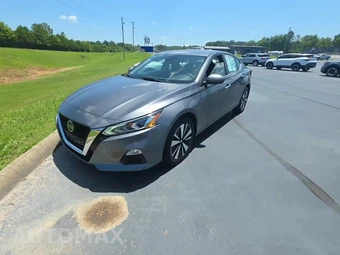 2022 Nissan Altima SV