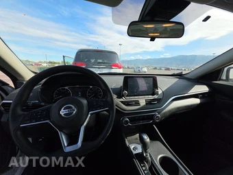 2022 Nissan Altima SV - miniatura 11