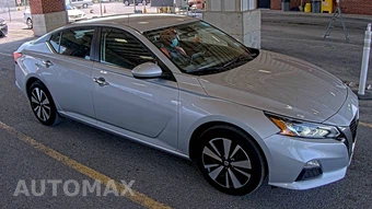 2022 Nissan Altima SV - miniatura 3