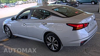 2022 Nissan Altima SV - miniatura 6