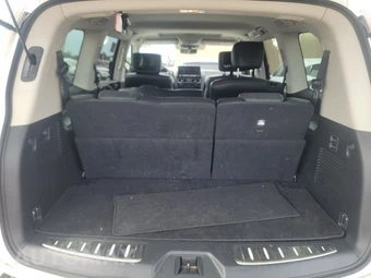 2022 Nissan Armada Platinum - miniatura 17