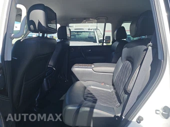 2022 Nissan Armada Platinum - miniatura 13