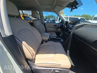 2022 Nissan Armada Platinum - miniatura 8