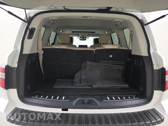 2022 Nissan Armada Platinum – miniatura 17