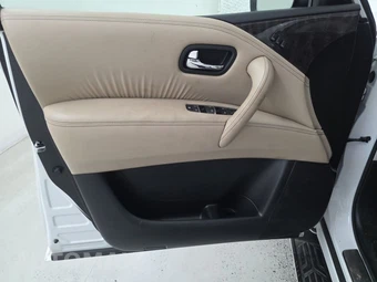 2022 Nissan Armada Platinum – miniatura 9