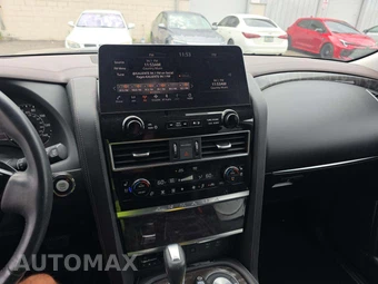 2022 Nissan Armada Platinum – miniatura 10