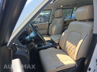 2022 Nissan Armada Platinum - miniatura 3