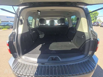 2022 Nissan Armada SL - miniatura 11