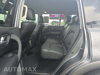 2022 Nissan Armada SV – miniatura 10