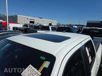 2022 Nissan Frontier PRO-4X Crew Cab Medium Bed – miniatura 12
