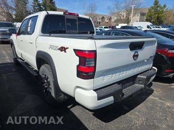 2022 Nissan Frontier PRO-4X Crew Cab Medium Bed – miniatura 2