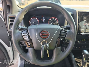 2022 Nissan Frontier PRO-4X Crew Cab Medium Bed - miniatura 10