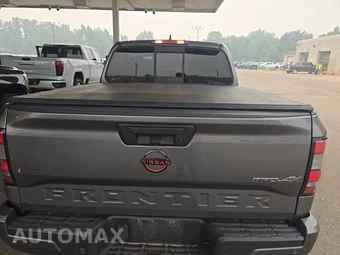 2022 Nissan Frontier PRO-4X Crew Cab Medium Bed – miniatura 5