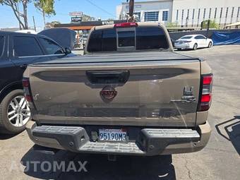 2022 Nissan Frontier PRO-X Crew Cab Medium Bed - miniatura 5