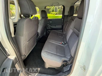 2022 Nissan Frontier SV Crew Cab Long Bed - miniatura 10
