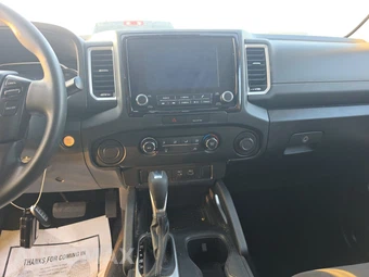 2022 Nissan Frontier SV Crew Cab Medium Bed - miniatura 11