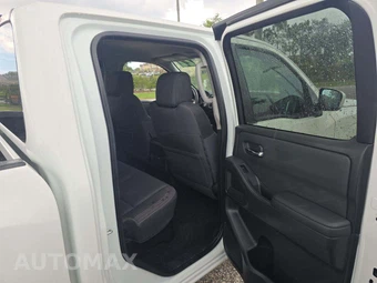 2022 Nissan Frontier SV Crew Cab Medium Bed – miniatura 16