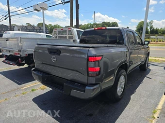 2022 Nissan Frontier SV Crew Cab Medium Bed – miniatura 3