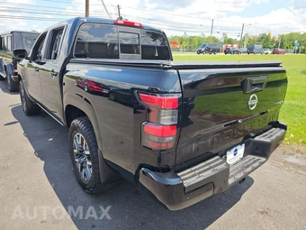 2022 Nissan Frontier SV Crew Cab Medium Bed – miniatura 2