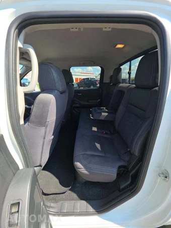 2022 Nissan Frontier SV Crew Cab Medium Bed - miniatura 10