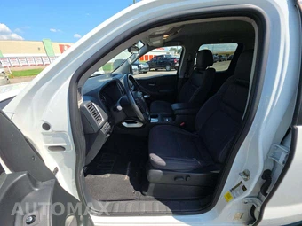 2022 Nissan Frontier SV Crew Cab Medium Bed - miniatura 3