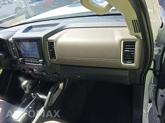 2022 Nissan Frontier SV Crew Cab Medium Bed – miniatura 19