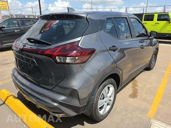 2022 Nissan Kicks S - miniatura 3