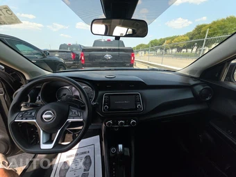 2022 Nissan Kicks S - miniatura 11