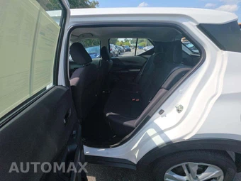 2022 Nissan Kicks S - miniatura 10