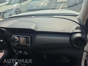 2022 Nissan Kicks S - miniatura 16