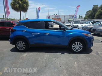 2022 Nissan Kicks S – miniatura 4