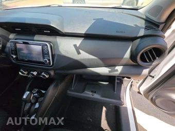 2022 Nissan Kicks S - miniatura 19