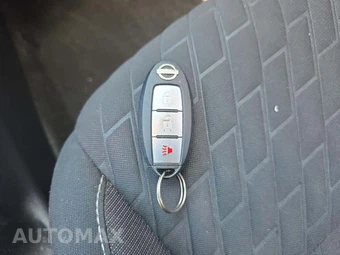 2022 Nissan Kicks S - miniatura 8