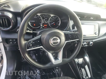 2022 Nissan Kicks S – miniatura 10