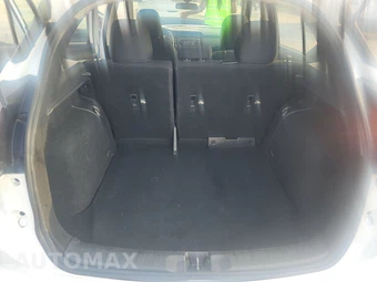 2022 Nissan Kicks S – miniatura 16