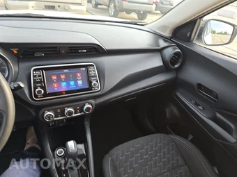 2022 Nissan Kicks S – miniatura 11