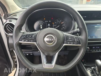 2022 Nissan Kicks SV – miniatura 10