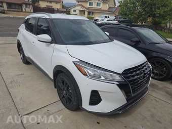 2022 Nissan Kicks SV – miniatura 3