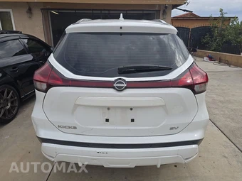 2022 Nissan Kicks SV – miniatura 5