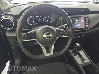 2022 Nissan Kicks SV - miniatura 8