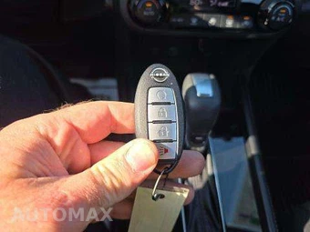 2022 Nissan Kicks SV - miniatura 9
